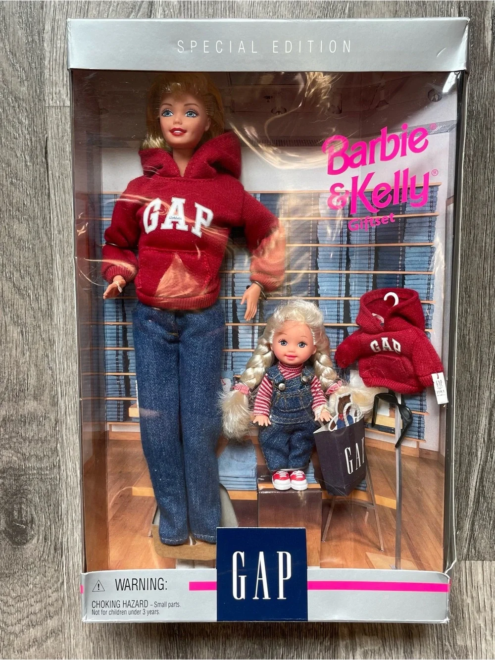 GAP Special Edition Barbie & Kelly Giftset New In Box